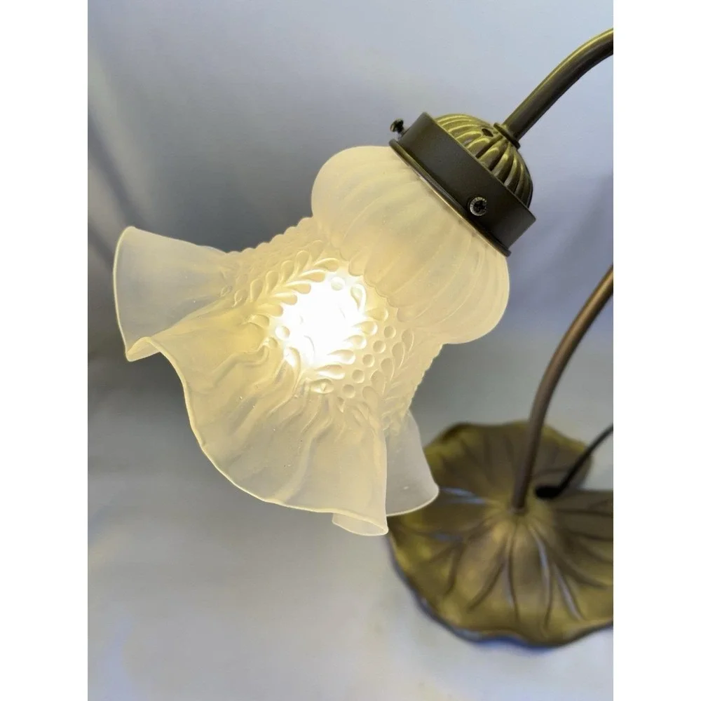 VTG Art Nouveau Gooseneck Lily Pad Desk Lamp W/ White Frosted Ruffled Shade